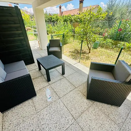 Moon Bay - Free Large Parking