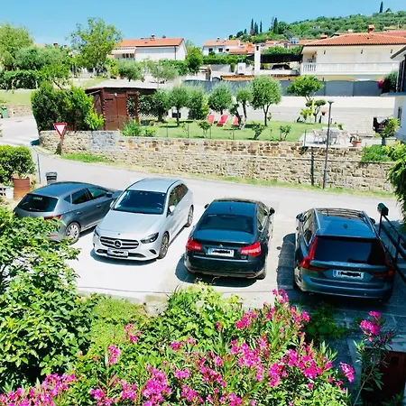 Apartment Moon Bay - Free Large Parking *